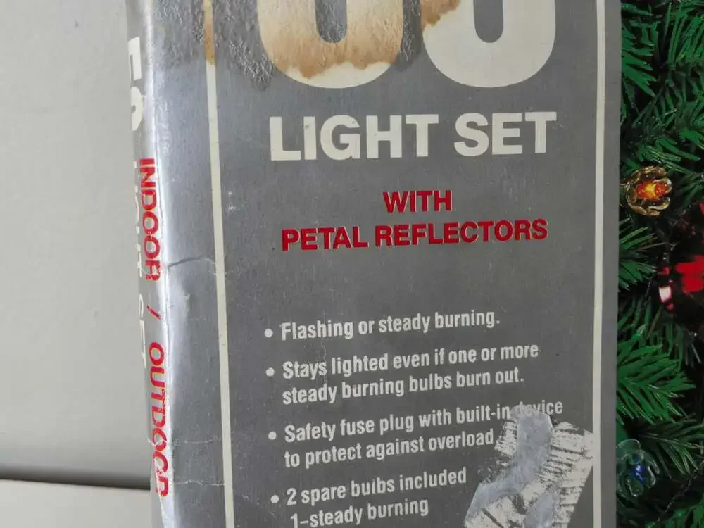 Vintage 50 Light Set w/ clear Petal Reflectors Indoor/Outdoor Multi-Color Bulbs